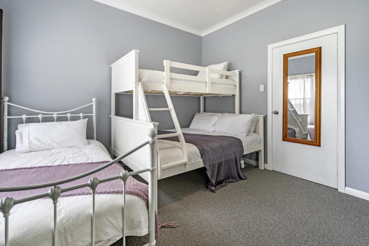 Mole Creek Cabins Екстер'єр фото