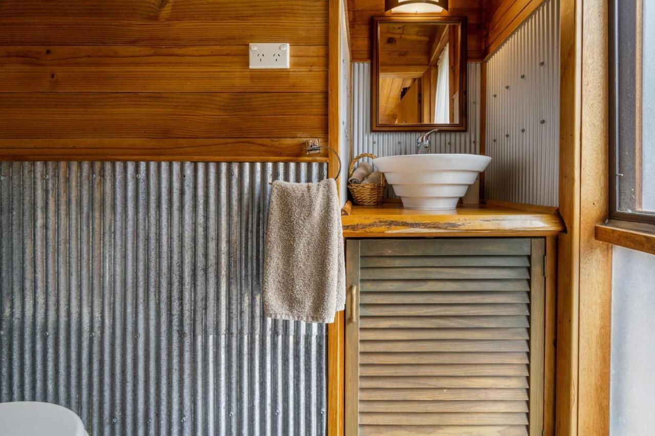 Mole Creek Cabins Екстер'єр фото