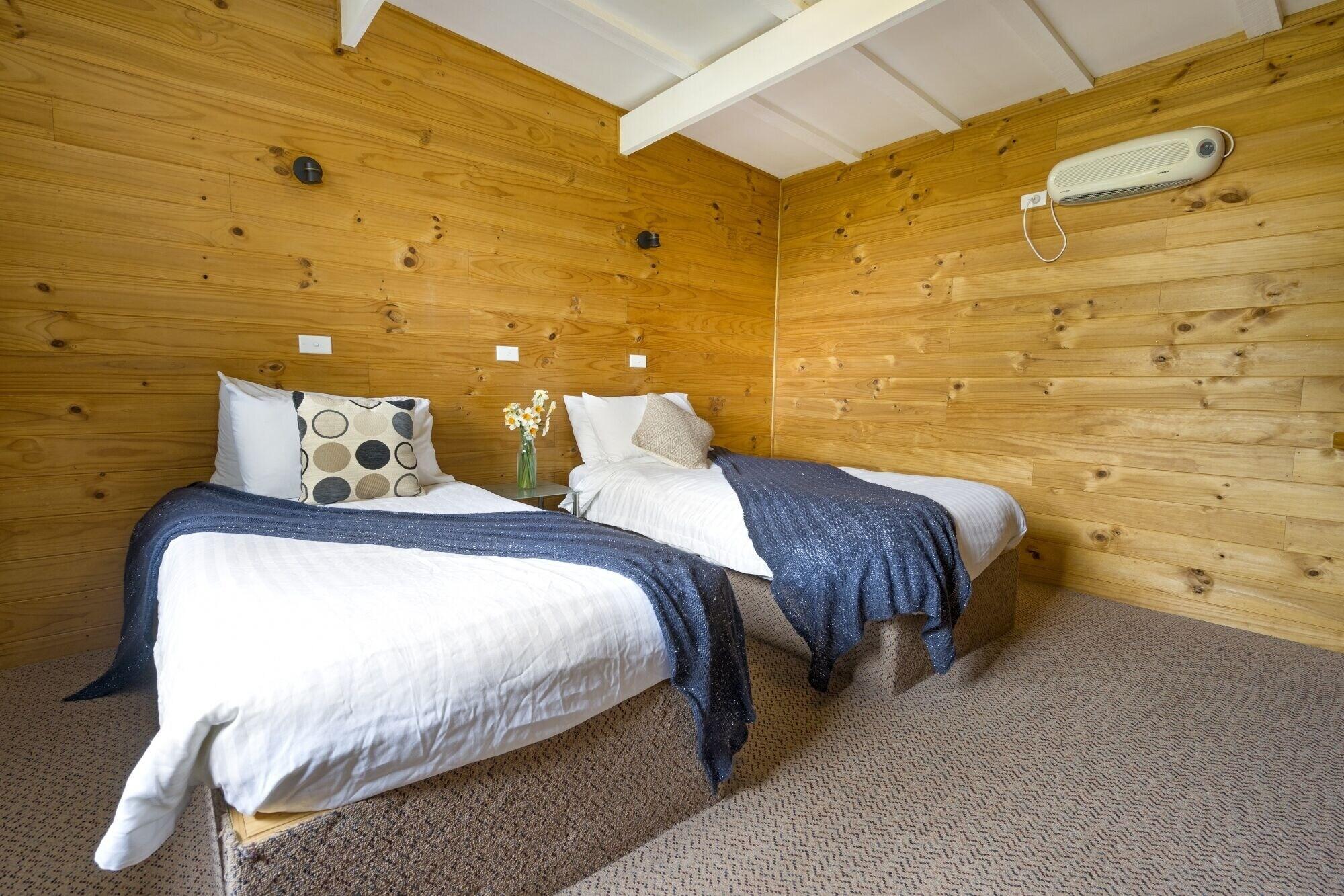 Mole Creek Cabins Екстер'єр фото